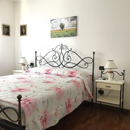 Appartamento Casa Lidia Garda  Esterno foto